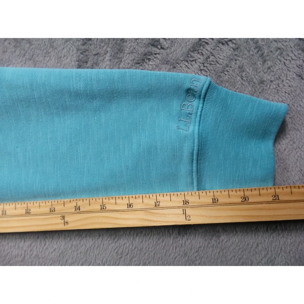 LL Bean‎ Sweatshirt Mens Size Medium Blue Lakewashed Cotton Crewneck Pocket